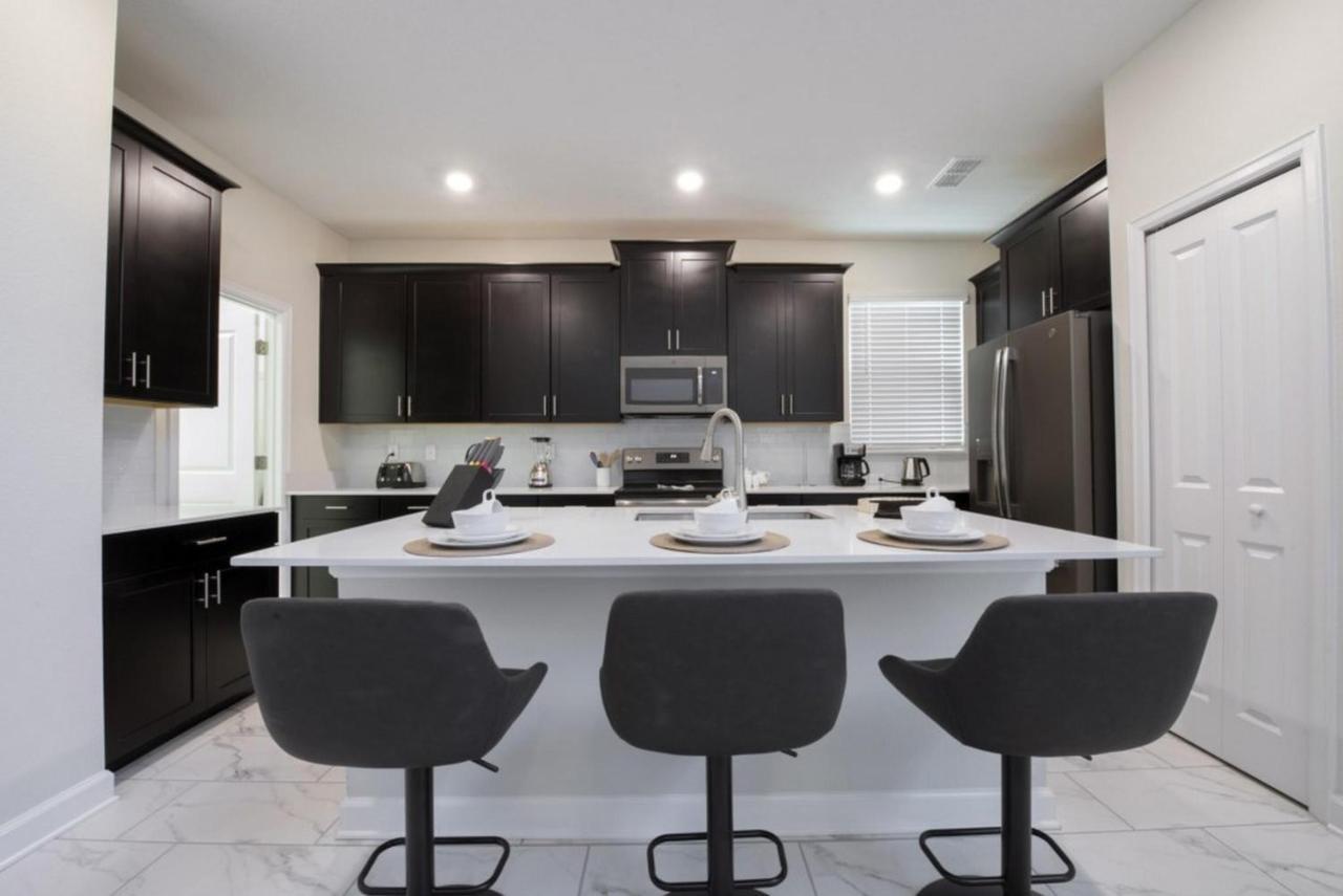 Modern Home With Private Pool And Game Room At Storey Lake Sl2742 Kissimmee Buitenkant foto